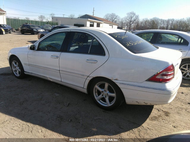 2002 MERCEDES-BENZ C-CLASS BASE (M6) VIN: WDBRF61JX2F225881
