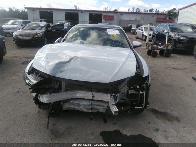 2022 Audi A6, VIN: WAUL2BF25NN039282