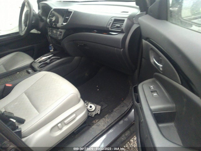 2019 HONDA PASSPORT TOURING VIN: 5FNYF8H96KB011396