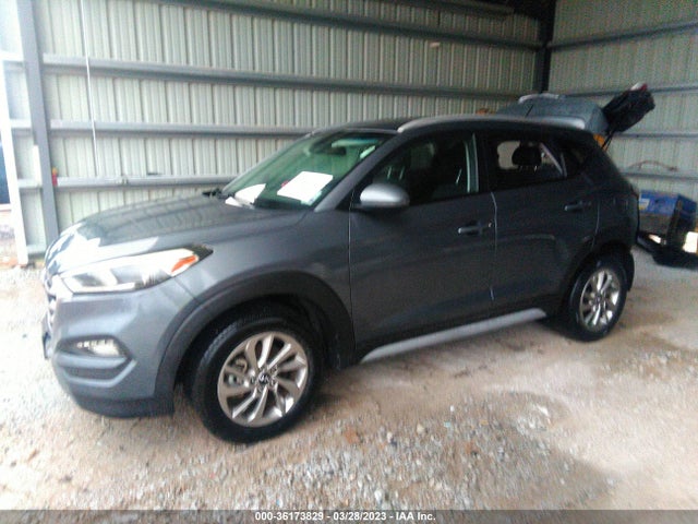 Hyundai TUCSON SE 2017 KM8J33A46HU502185 Image 2
