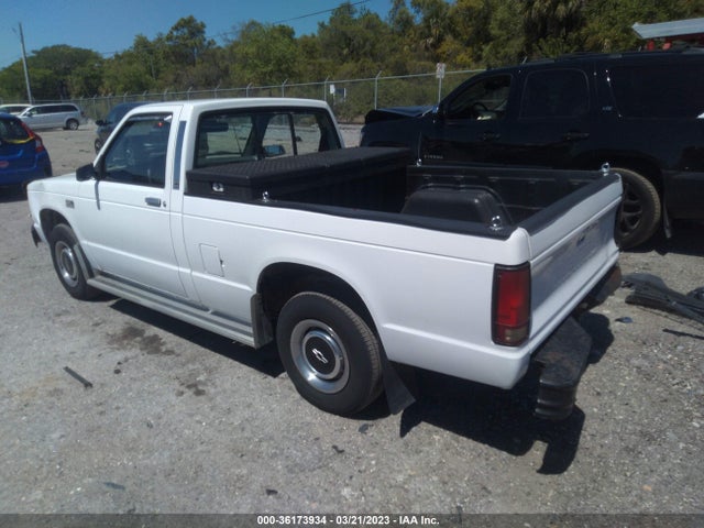 1988 CHEVROLET S TRUCK S10 VIN: 1GCBS14EXJ8237418
