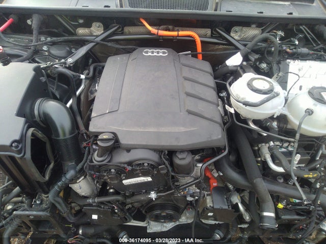 2021 Audi Q5, VIN: WA1E2AFYXM2044112
