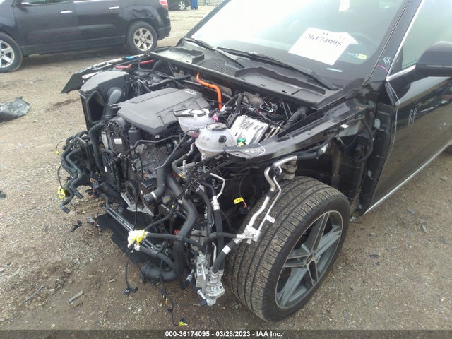 2021 Audi Q5, VIN: WA1E2AFYXM2044112