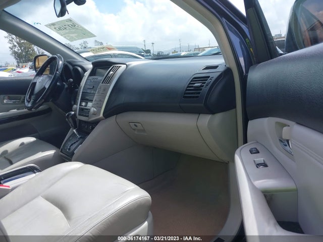 2005 LEXUS RX 330 VIN: JTJGA31U950054819