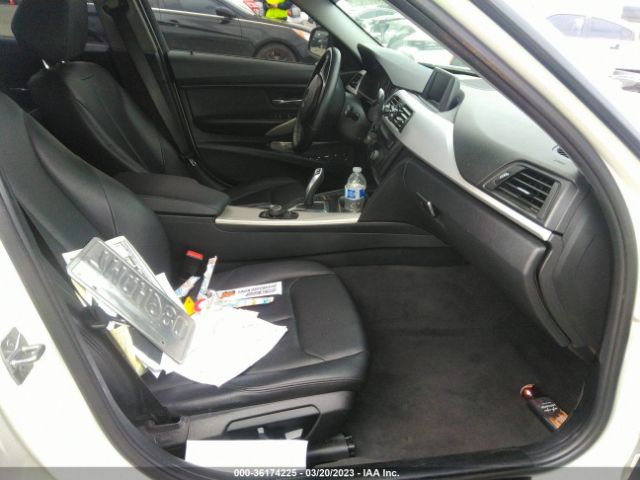 WBA3B1C55FK135781 BMW 3 Series 320i