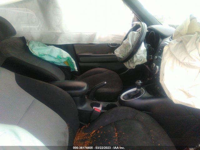 KIA Soul Base 2017 KNDJN2A24H7470021 Image 6