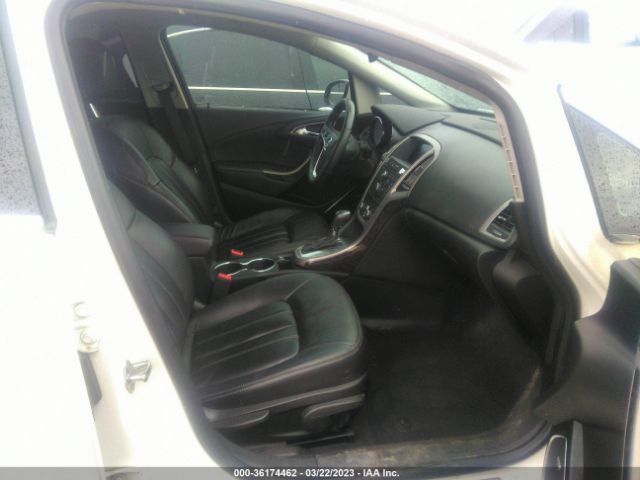 1G4PS5SK1F4219051 Buick Verano Leather Group
