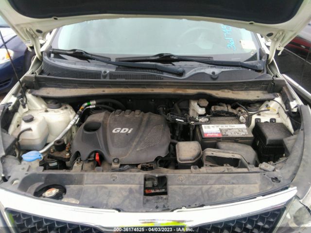KNDPB3ACXF7687927 KIA Sportage Lx