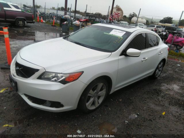 19VDE1F72FE003200 Acura Ilx Tech Pkg