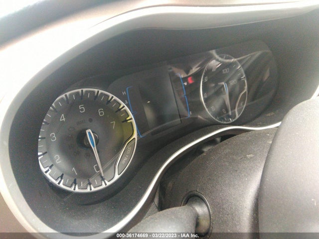 2C4RC1BG5JR355963 Chrysler Pacifica Touring L