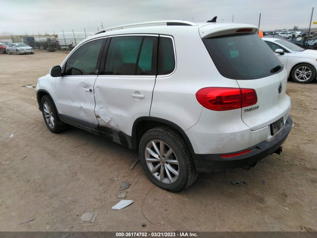 WVGSV7AX2HK014945 Volkswagen Tiguan Wolfsburg Edition