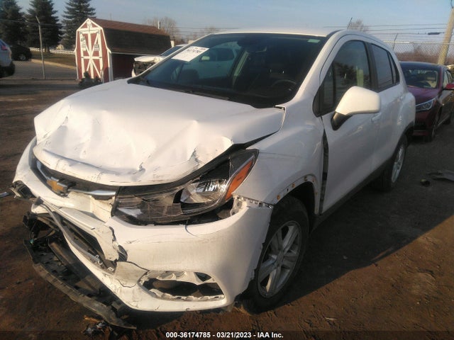 Chevrolet TRAX LS 2020 KL7CJKSB6LB093231 Image 2