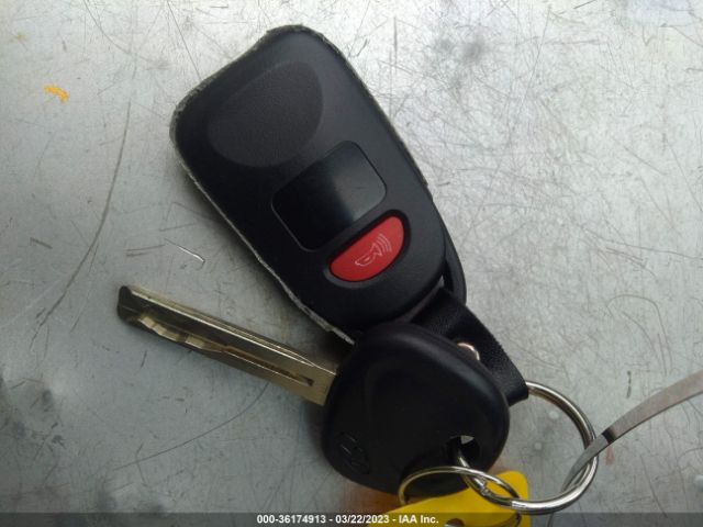 5XYKT4A61FG611894 KIA SORENTO LX