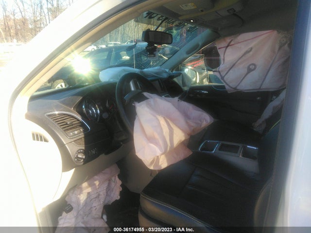 2C4RC1BG7GR238247 Chrysler Town & Country Touring