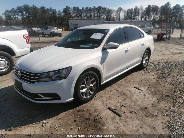 1VWAA7A36JC010063 Volkswagen Passat 2.0t S/r-line