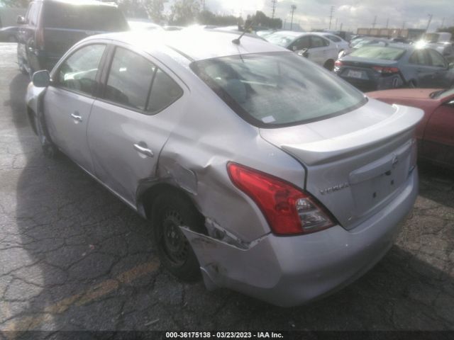 3N1CN7AP2EL806938 Nissan VERSA SV