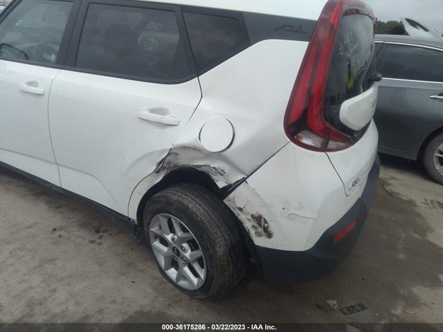 KIA SOUL LX 2022 KNDJ23AU2N7176578 Image 7