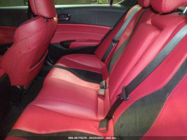 19UDE2F88MA009977 Acura Ilx Package