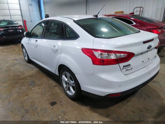 Ford FOCUS SE 2014 1FADP3F25EL431954 Image 3