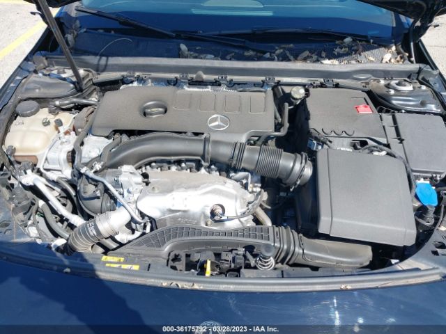 WDD3G4EB9KW022160 Mercedes-Benz A-class A 220