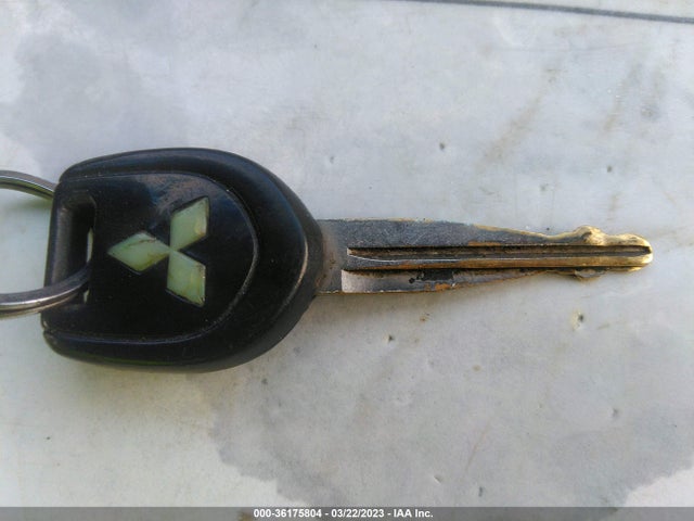 2004 MITSUBISHI OUTLANDER XLS VIN: JA4LX41F44U034938