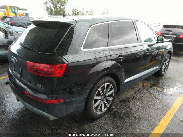 WA1LAAF71HD016551 Audi Q7 Premium Plus