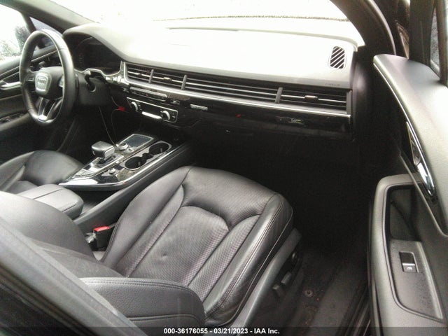 WA1LAAF71HD016551 Audi Q7 Premium Plus