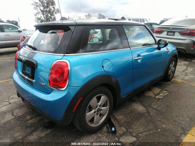 2017 Mini Hardtop, VIN: WMWXP5C39H3C64857