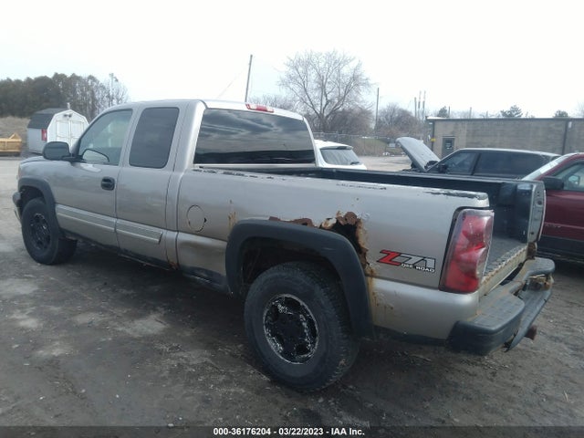 2003 CHEVROLET SILVERADO 1500 LS VIN: 2GCEK19V831324777