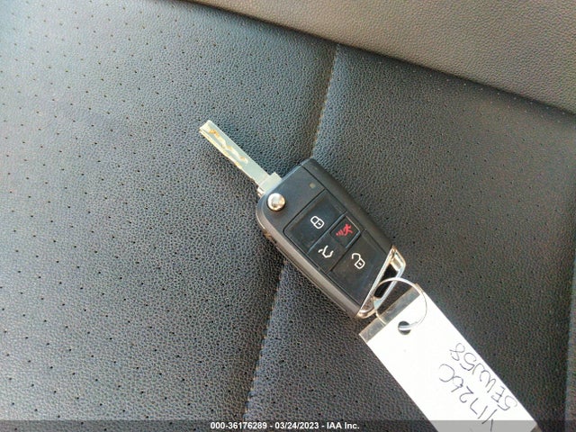 2021 Volkswagen Tiguan, VIN: 3VV2B7AX8MM021318
