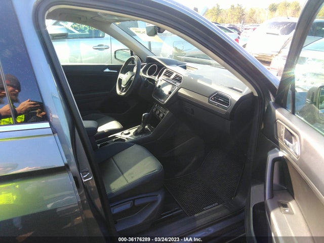 2021 Volkswagen Tiguan, VIN: 3VV2B7AX8MM021318