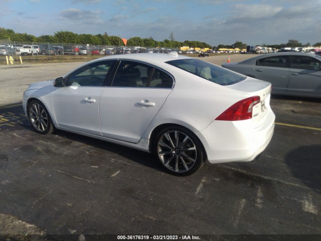 YV140MFB4F2299730 Volvo S60 T5 Drive-e Premier