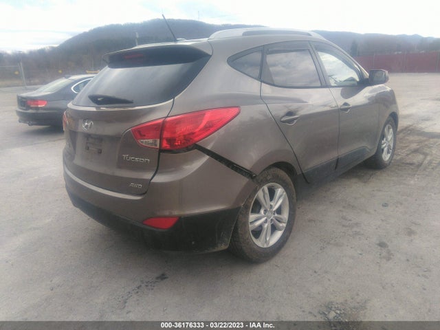 2011 HYUNDAI TUCSON GLS PZEV VIN: KM8JUCAC2BU313352