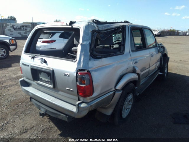 2000 TOYOTA 4RUNNER SR5 VIN: JT3GN86R2Y0176598