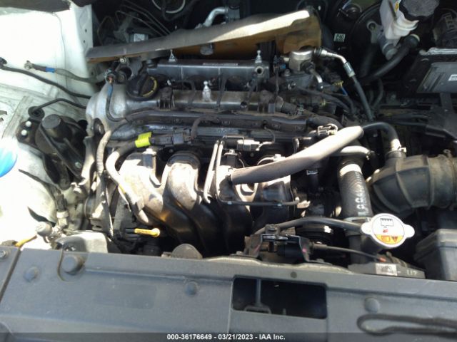 KNDJN2A28H7432310 KIA Soul Base