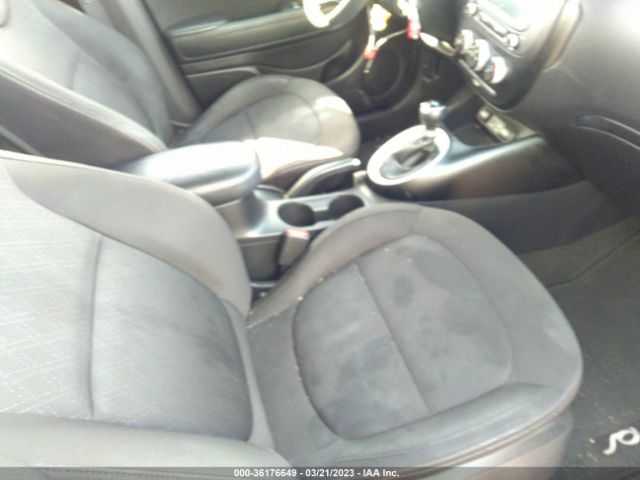 KNDJN2A28H7432310 KIA Soul Base
