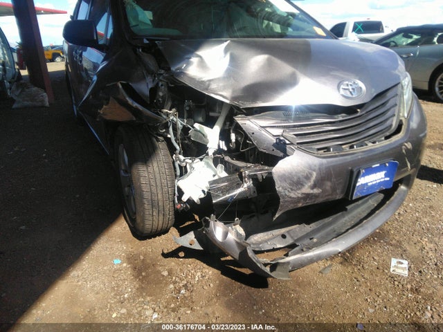 Toyota SIENNA LE 2016 5TDKK3DC0GS739630 Image 7