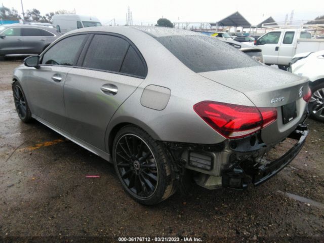 WDD3G4EB9KW024023 Mercedes-Benz A-class A 220