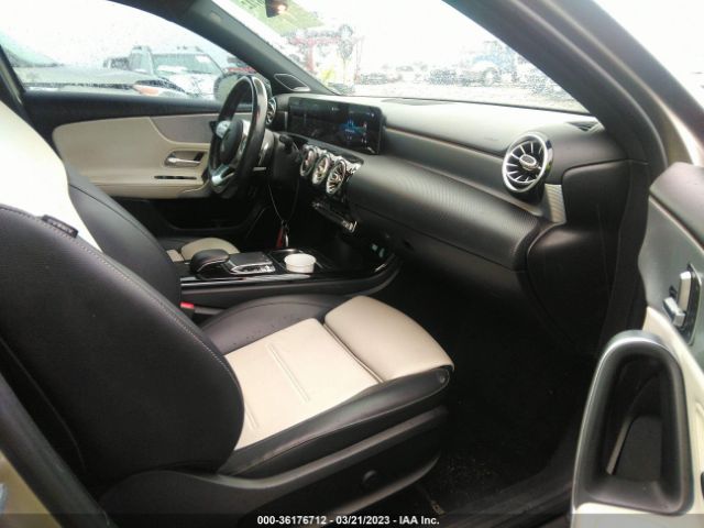 WDD3G4EB9KW024023 Mercedes-Benz A-class A 220