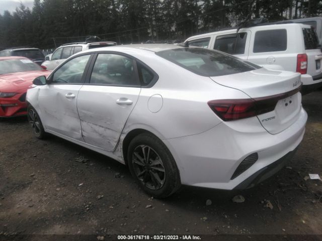 3KPF24AD4PE596065 KIA Forte Lxs