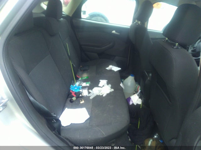 Ford FOCUS SE 2015 1FADP3K29FL299207 Image 9