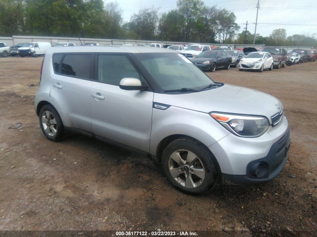 KIA Soul Base 2017 KNDJN2A21H7462460 Image 1