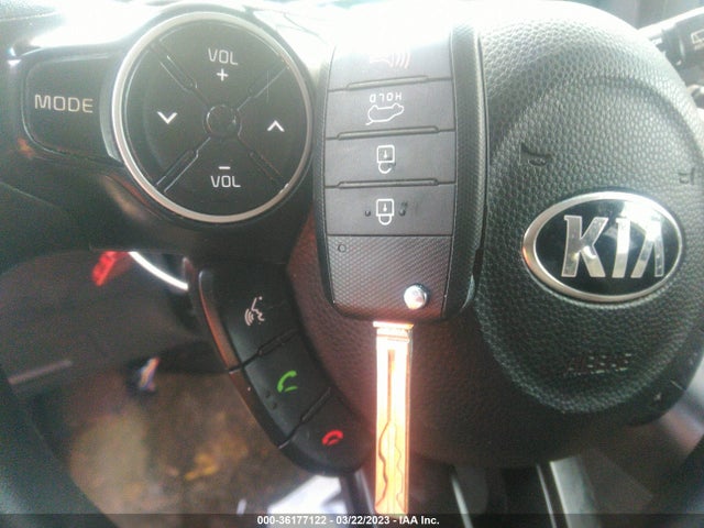 KIA Soul Base 2017 KNDJN2A21H7462460 Image 11