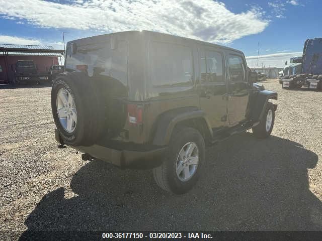 1C4BJWDG3HL749370 Jeep Wrangler Unlimited Sport