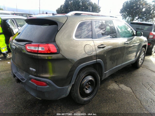 1C4PJMCS3FW571634 Jeep Cherokee Latitude