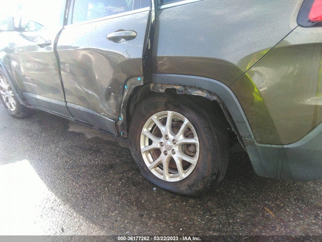 1C4PJMCS3FW571634 Jeep Cherokee Latitude