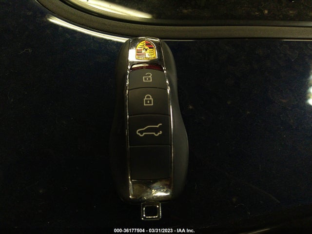 2022 PORSCHE MACAN WP1AA2A59NLB10914 Photo 10