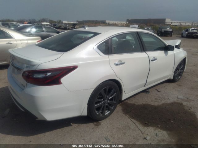 1N4AL3AP4JC279984 Nissan Altima 2.5 Sr