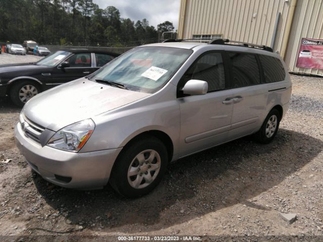 KNDMB233866053970 KIA SEDONA LX