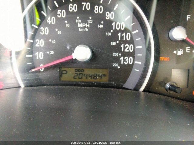KNDMB233866053970 KIA SEDONA LX